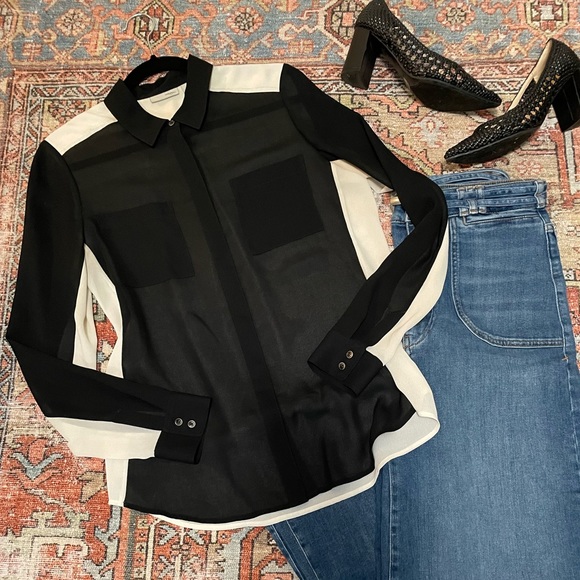 Halogen Color Block Sheer Button Down Blouse - Picture 5 of 9